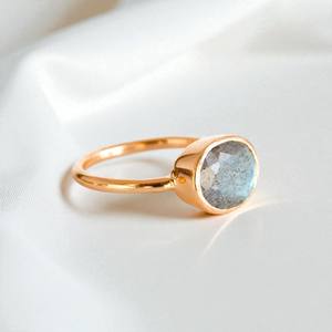 Labradorite naturelle ovale pierre de naissance fait à la main bague plaquée or 8x13 MM pierre précieuse pile bague bijoux bague à bas prix - Product Image 3