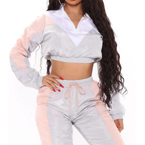 Conjunto de 2 piezas de chándal cortavientos transpirable de nailon 100% para mujer, con media cremallera, jogger corto, con capucha, talla grande, para invierno - Product Image 4