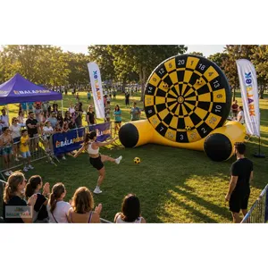 Grand jeu de fléchettes géant gonflable commercial d'extérieur, cible de tir de football, équipement d'amusement pour festival - Product Image 1