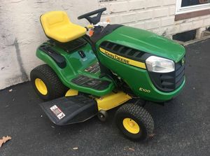 Disponível com bastante uso 2024 Clean John Deer X950R Lawn Mower Zero Turn Ride On Mower Comprar Usado John Deer Lawn Mower Europa