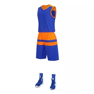 Vente en gros d'uniformes de basket-ball personnalisés pour adultes vêtements de sports d'équipe personnalisés avec technique de sublimation de maillots et shorts personnalisés - Product Image 2