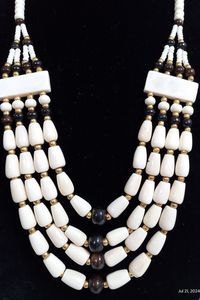 Collar de cuerno de búfalo hecho a mano para mujer, cadena larga con técnica pulida, artesanías naturales de primera calidad a la venta - Product Image 2