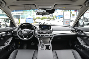 ฮอนด้า แอคคอร์ด ปี 2020 รุ่น 260Turbo Luxury Sedan ยูโร 6 พวงมาลัยซ้าย เกียร์ CVT ระยะทาง 53000 กม. ราคาประหยัด สภาพดี - Product Image 4