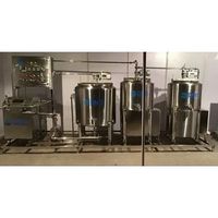 Usine de production de boissons automatique dotée de machines clés pour l'extraction de bière, d'eau minérale, de vin, de jus, les systèmes d'étiquetage et de remplissage