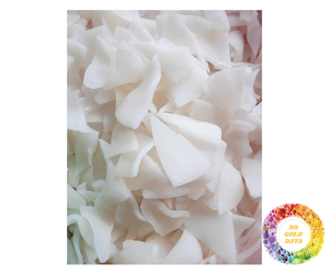 Viande de noix de coco séchée de qualité supérieure provenant du Vietnam Parfait pour les recettes au détail, vente en gros de noix de coco séchée à des prix abordables Qualité - Product Image 1