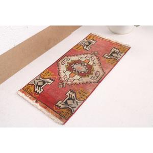 Vintage Turkish Small Rug 1.3x2.9 ft, <b>Red</b> <b>Wool</b> Rug - Product Image 4