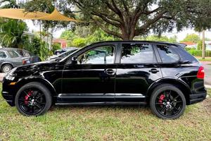 Oferta con Descuento, Porsche Cayenne GTS Usado del 2009 - Product Image 6