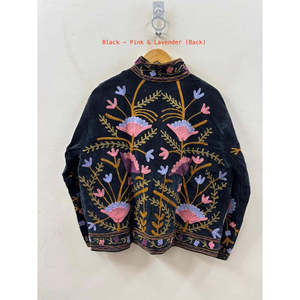 Gulbadan Noir เสื้อแจ็กเก็ตกำมะหยี่ suzani ปักด้วยมือสีดำสำหรับฤดูใบไม้ร่วง - Product Image 6