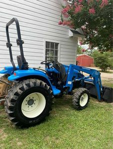 Producto de alta demanda 2022 Tractor agrícola New Holland ligeramente usado En stock a buen precio Envío rápido Compre un tractor New Holland usado - Product Image 3