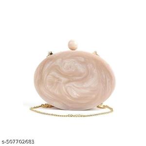Pochette élégante en résine pour femmes, accessoire de mode avec une esthétique unique et une décoration à chaîne - Product Image 3