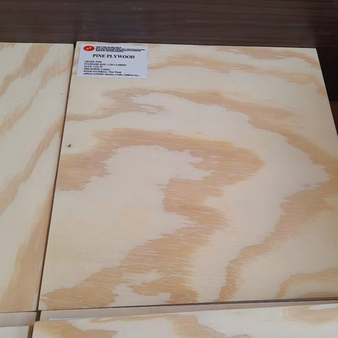 AA Grade 12/15/18mm Long-Lasting Pine Plywood Vietnamese Factory Low Price Shuttering Applications E0 Formaldehyde Emission
