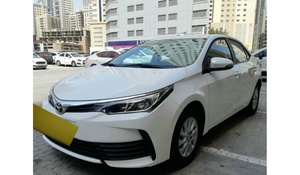 Turbo 2019 Toyota Corolla AWD con caja de cambios manual Asientos de cuero y tela Neumáticos R20 Combustible híbrido Modelo KEI - Product Image 3