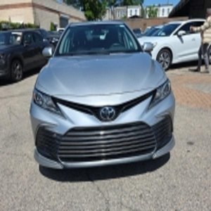 รถยนต์โตโยต้า Camry LE ปี 2022 พวงมาลัยซ้าย เบาะหนัง กล้องมองหลัง ซันรูฟ จอสัมผัส - Product Image 1