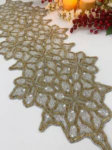 Camino de mesa floral hecho a mano de lujo, camino de cuentas de cristal dorado y plateado para decoración de boda, técnicas de punto - Product Image 5