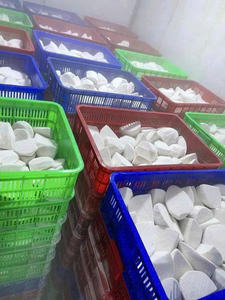 Taro surgelé IQF de qualité supérieure, cubes de racine de taro pelés, tranches, demi-coupes, fournisseur vietnamien, vente en gros, exportation - Product Image 5