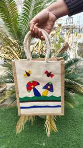 Petit sac fourre-tout en toile de jute écologique Sac réutilisable Fourre-tout de plage Cadeau de demoiselle d'honneur Faveur de mariage Sac de bienvenue - Product Image 3