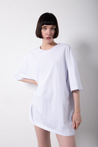 Camiseta básica de gran tamaño para mujer, Camiseta básica personalizada de color, alta calidad, 100 algodón, informal, 180 / 280 GSM, artículo OEM - Product Image 3