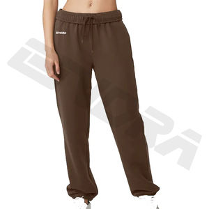 Presentamos nuestra colección de estilo relajado: explora la versatilidad y sofisticación de nuestros pantalones casuales para mujer - Product Image 1