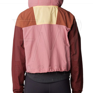 Veste coupe-vent matelassée d'hiver pour femme, taille personnalisée, respirante, écologique, col à capuche, fermeture éclair, 100% polyester pour - Product Image 3