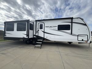 Autocaravanas Grand Design Reflection 315RLTS 2025 Usadas y Asequibles, 37 pies, Capacidad para 5 Personas, Disponibles - Product Image 3