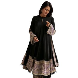 Vente en gros d'usine de vêtements ethniques OEM fournisseur de mode noir Ensemble Anarkali avec bordure imprimée noire Palazzo et Dupatta - Product Image 4