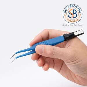 Pinzas Electroquirúrgicas de Alta Precisión con Mango Azul Aislado |   Pinzas Quirúrgicas de Acero Inoxidable - Product Image 2