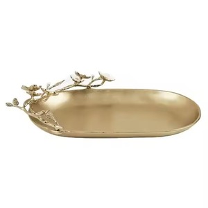 Bandeja de aluminio plateado y dorado para uso decorativo, organizador de entrada, mesa decorativa, centro de mesa moderno o bandeja de exhibición de consola - Product Image 1