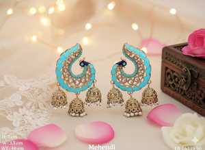 Pendientes Mehendi de oro alto vintage hechos a mano, Pendientes colgantes y colgantes indios étnicos elegantes para bodas y celebraciones - Product Image 2