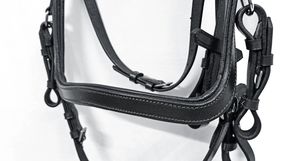 Turners Impresionante cuero negro Snaffle Cavesson Brida para montar a caballo con riendas Hot Multi Color Cuero genuino Brida Para Caballo - Product Image 3