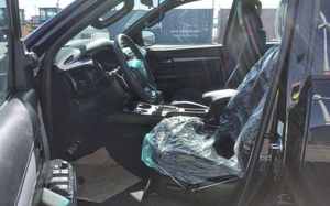 Toyota Hilux Revo GR SPORT 2.8l Turbo Diesel Automatique Double Cabine Pick-up d'occasion en bon état - Product Image 5