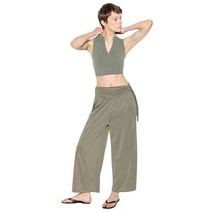 Top Deportivo Informal Hecho de Tela de Lona Resistente - Product Image 1