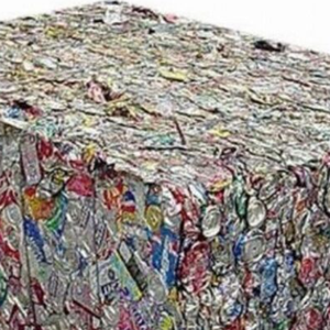 Déchets d'aluminium UBC de qualité supérieure, canettes de boissons usagées, pureté élevée 99,97 %, balles de 50 kg, origine Royaume-Uni - Product Image 1