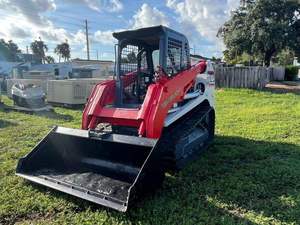 TAKEUCHI TL120 with Cab, HIGH FLOW with <b>Air</b> <b>Conditioning</b>/Heat Skid Steer Loader - Product Image 2