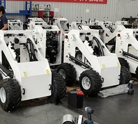 Telecomando Mini carrello elevatore piccolo skid steer loader per macchine edili giardino farm