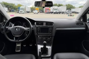 Volkswagen Golf Alltrack S 2019 Usado (LHD/RHD) - Product Image 2