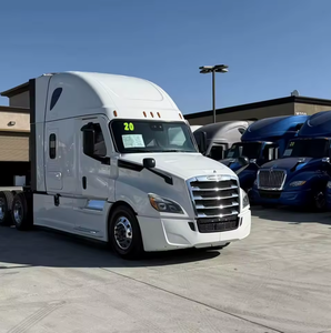 Camión Semi Remolque Cascadia 126 Sleeper 2020 Más Vendido - 455HP 12 Velocidades Dt12 Automático Entrega a Domicilio en Todo el Mundo - Product Image 1