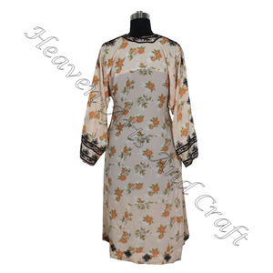 Robe afghane noire vintage en coton fait à la main pour femmes, robe vintage de meilleure conception pour la culture afghane iranienne et indienne - Product Image 4