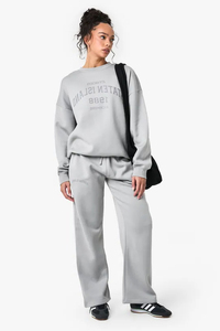 Sweat-shirts et sweats à capuche pour femmes en gros, couleur personnalisée, col rond, avec logo frontal, tissu tissé - Product Image 6