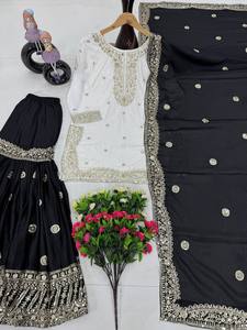 Paire de Sharara blanc et noir épais en tissu chinon avec séquence de broderie pour les femmes dans les festivals - Product Image 4
