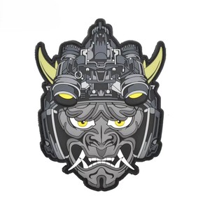 Écussons PVC pressés à chaud personnalisés étiquettes en caoutchouc pour vêtements insigne de logo de marque en relief 2D 3D écusson en caoutchouc PVC avec crochet - Product Image 5