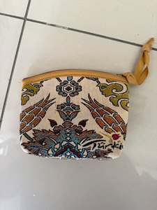 Bolso Monedero Mini de Tela con Bordado a Mano y Estampado DAFNI BIG PAZAR para Mujer, Regalo Promocional para el Día de la Madre, Modelo 577 - Product Image 1