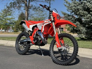 Nueva Motocicleta Todoterreno <span class=keywords><strong>BETA</strong></span> <span class=keywords><strong>125</strong></span> RR 2025 de 2 Tiempos y <span class=keywords><strong>125</strong></span> cc - Product Image 5