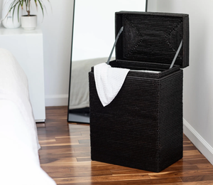 Panier de rangement en rotin naturel écologique Sisu Handicraft avec poignée, design simple, design flexible et fonctionnel - Product Image 1