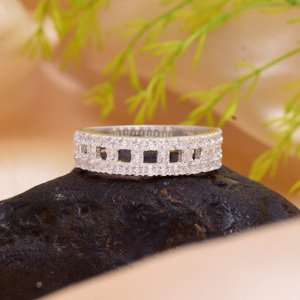 Fabricante de joyería fina, venta al por mayor, exquisitos anillos de piedra de circón de Plata de Ley 925 sólida, anillos de eternidad de diseño hueco a la moda - Product Image 3