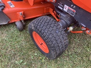 Tractor de Ruedas Usado Kubota BX1880 para Granjas con Características Clave como Motor, Caja de Cambios, Bomba y Rodamientos - Product Image 4