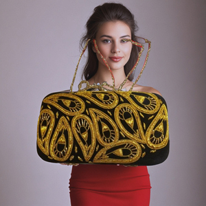 Diseño exclusivo negro Zardozi, bolsos de mano de terciopelo hechos a mano para mujeres, bolsos de mano de boda, bolsas de regalo para invitados, hechos en la India - Product Image 3