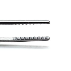 Pinzas Quirúrgicas de Acero Inoxidable, Pinzas de Precisión Manuales Jansen con Bayoneta, Reutilizables y Resistentes a Altas Temperaturas - Product Image 4