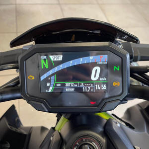 Motocyclettes Kawasaki Z900 Streetbike haute performance - Product Image 2