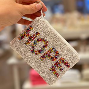 Porte-monnaie perlé de mots arc-en-ciel-Embrayage de texte personnalisé | Accessoire en vrac en gros de fierté/Boho | Cadeau inspirant OEM (quantité minimale de commande 100 pièces) - Product Image 1