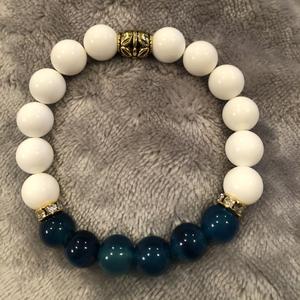 Pulsera con cuentas de resina multicolor Accesorio de moda de fiesta vibrante - Product Image 1